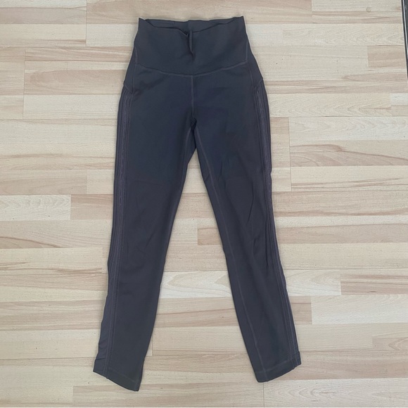 Lululemon Wunder Under High-Rise 7/8 Tight (Awaken) 25"
Dark Shadow Grey - Picture 5 of 12